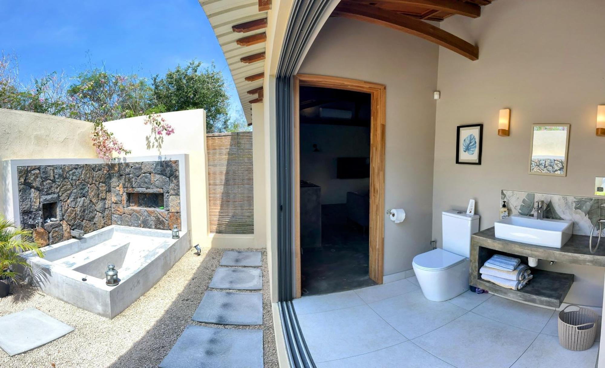 Lakaz Kannell - Vanilla Lodge, Secluded Outside Bath & Shower Infinity Pool Cap Malheureux Eksteriør bilde