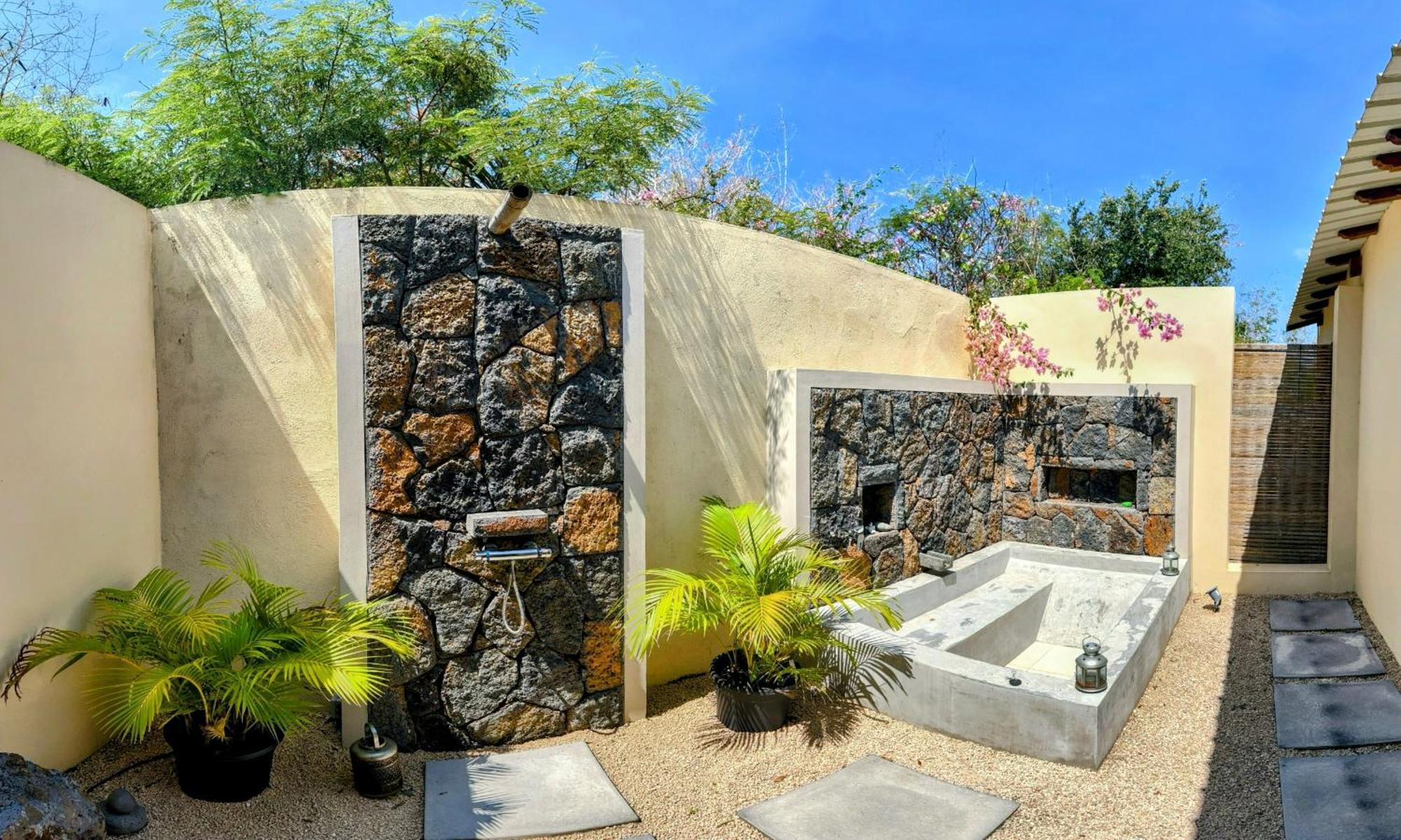 Lakaz Kannell - Vanilla Lodge, Secluded Outside Bath & Shower Infinity Pool Cap Malheureux Eksteriør bilde